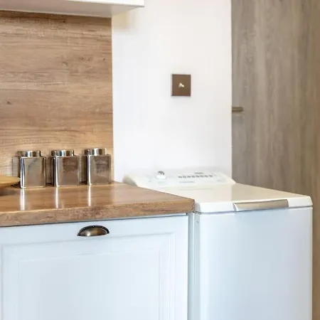 Bella Warszawa#stylish#citycenter#smart Tv#fast Wifi Warszawa